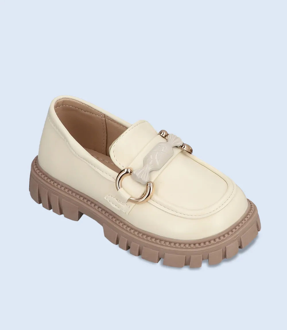 KG0073-FAWN-Breezy casual shoes for Girls