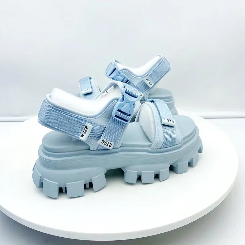 Kozmo Platform Sandals