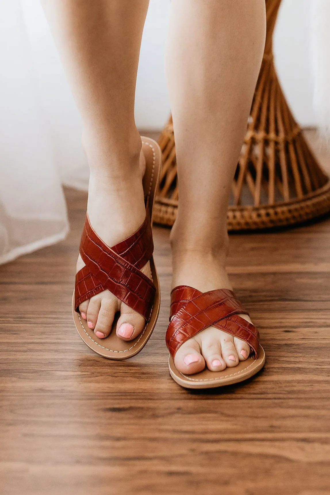 Pebble Sandal in Red Croc